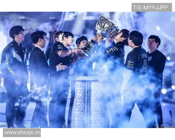 英雄联盟盛宴揭秘FPX战队的状态与未来展望